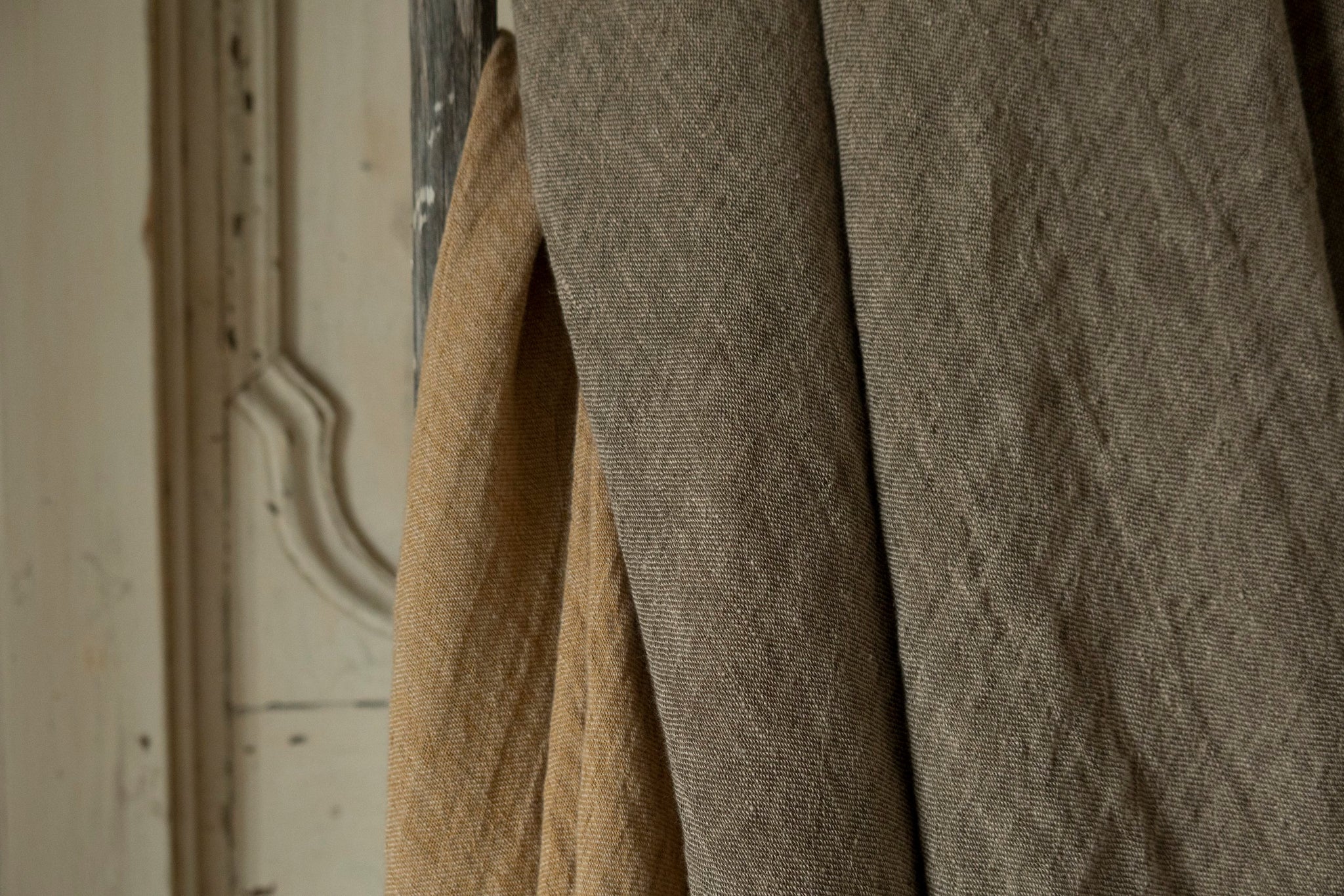 Mixed Veil Linen Throw - Kahki