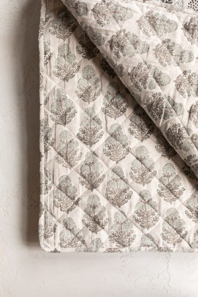 Winfleur Marigold Graphite Coverlet