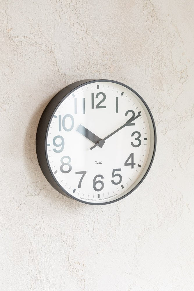 Riki Public Clock